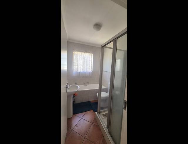 2 BEDROOM APARTMENT FOR SALE IN NORTHGATE